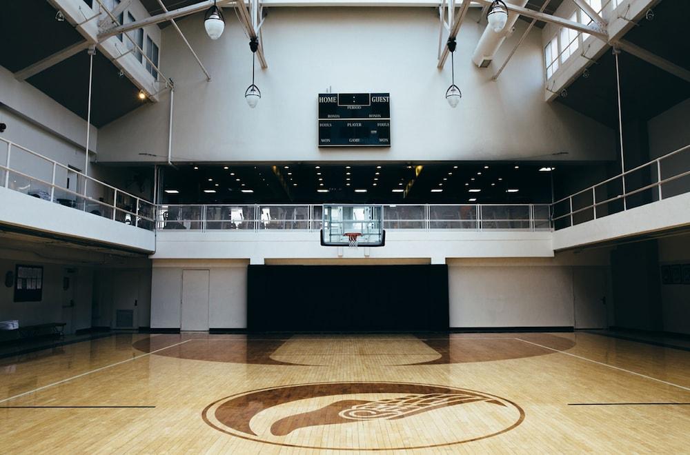 Angeles Athletic Club 4*